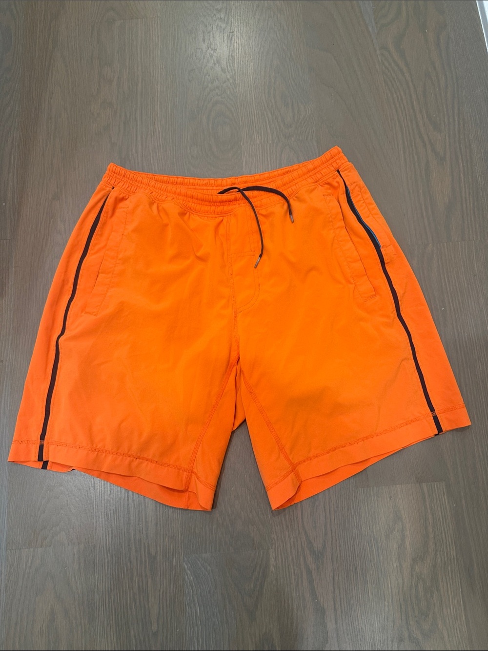 lululemon athletica Men’s Athletic Shorts in Bright Orange with Black Trim - Picture 2 of 6